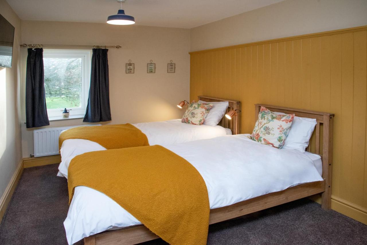 Work And Relax - Fast Wifi, Fireplace & Near Pub Newton Aycliffe Exterior foto