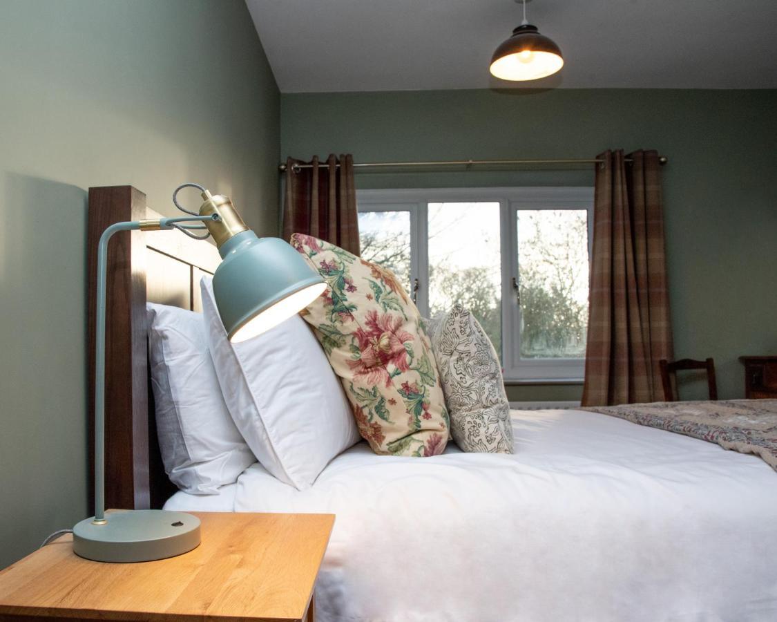 Work And Relax - Fast Wifi, Fireplace & Near Pub Newton Aycliffe Exterior foto